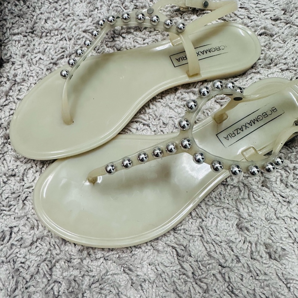 BCBGMaxazria JELLIA JELLY NUDE size 6.0